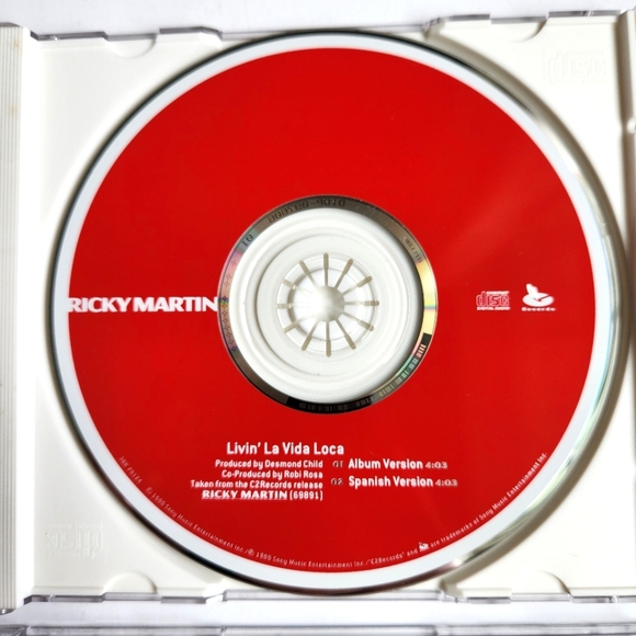 1999 Ricky Martin Audio CDs Y2K Vintage, Livin LA Vida Loca, Columbia Records - Picture 11 of 11